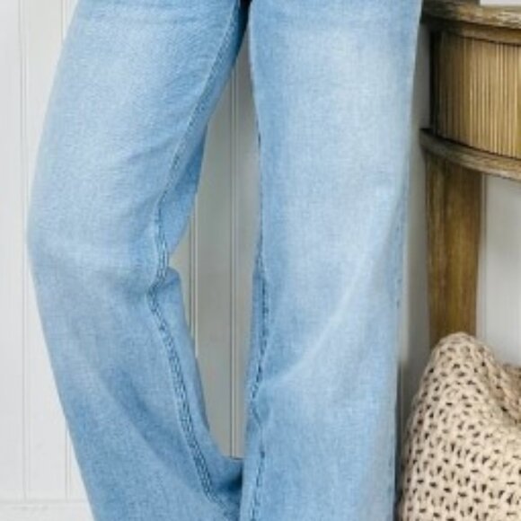 Power Moves Tummy Control SLIM Wide Leg Jeans - Judy Blue Sizing - Picture 4 of 12